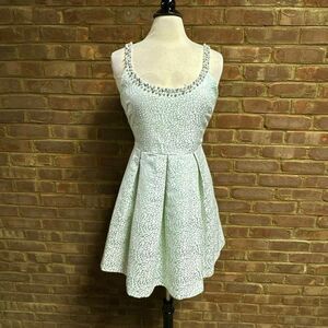 Miami Women’s Mint Print Sleeveless Pearl Jeweled Dress Sz Med